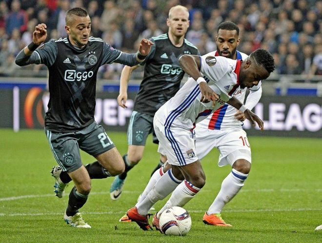 而这一切的 而这一切的